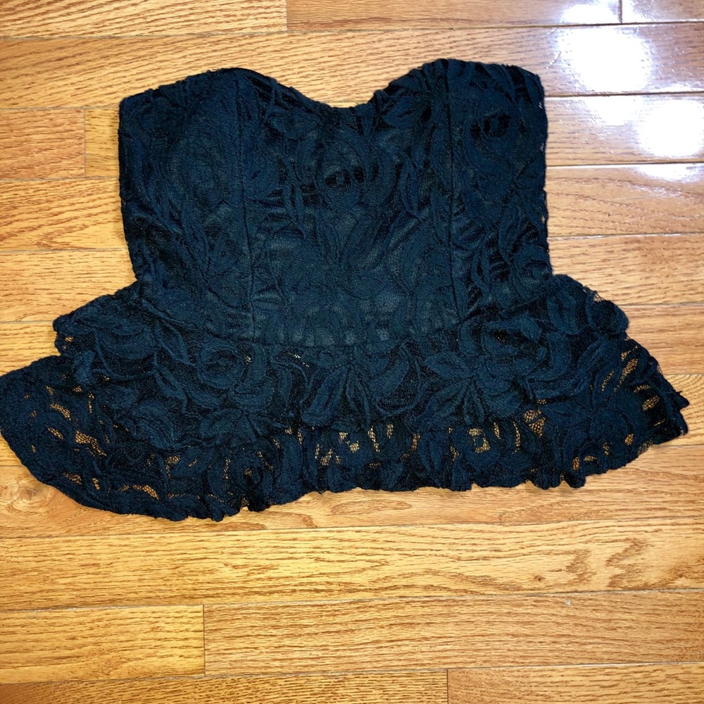 💕Black Lace Sweetheart Top💕
